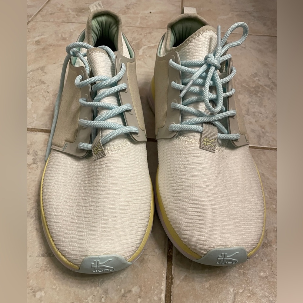 Kuru running shoes